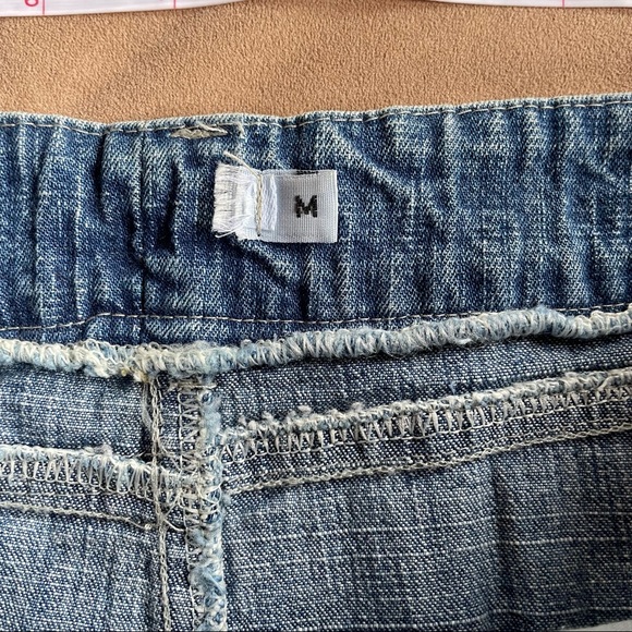 NWOT Denim and Printed Skirt - Labeled M, Fits like a Small - Picture 4 of 5